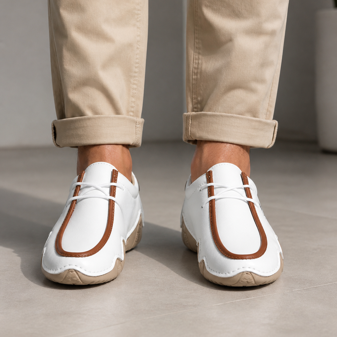 Mocassins flexĂveis de couro